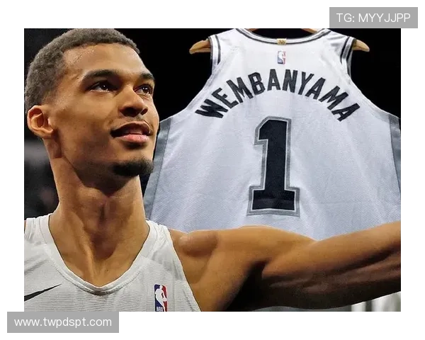 文班亚马砍下24分15篮板 马刺轻松战胜猛龙迎大胜